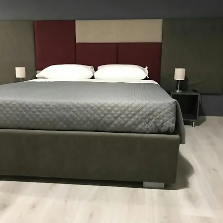 Bed & Breakfast Sensation House Roma