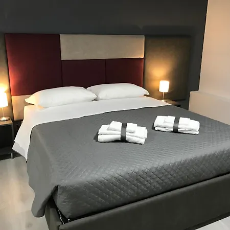 Bed & Breakfast Sensation House Roma