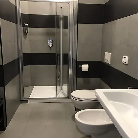 Bed & Breakfast Sensation House 4*