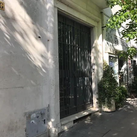 Oda ve Kahvaltı Sensation House