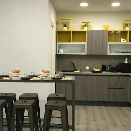 Sensation House 4*